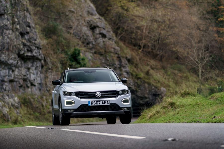  Volkswagen T-Roc 2017 года  (UK) (фото 16 из 40)